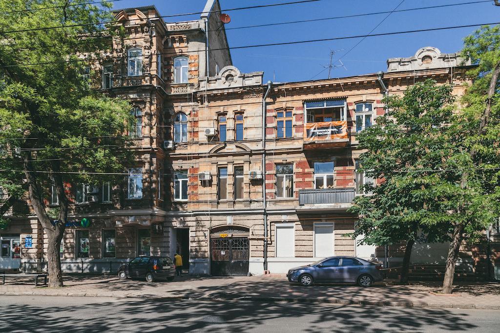 Elementary Hostel Odessa Extérieur photo