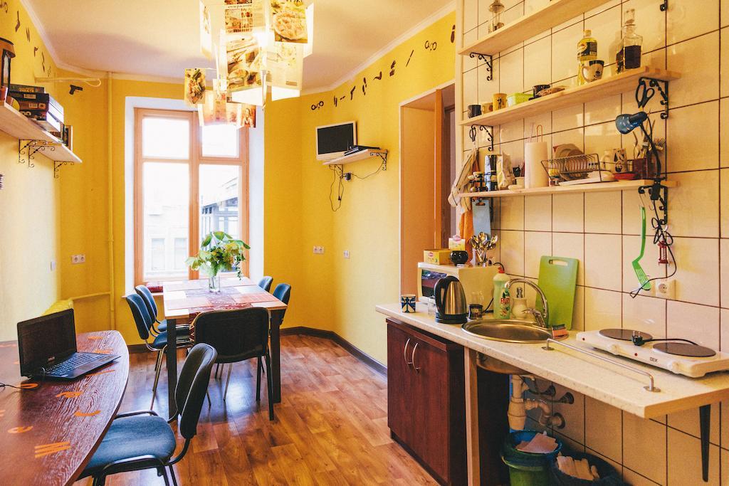 Elementary Hostel Odessa Extérieur photo