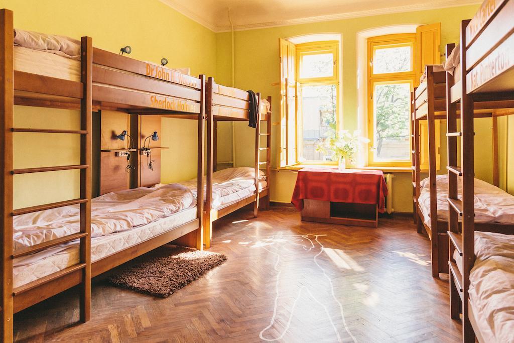 Elementary Hostel Odessa Extérieur photo